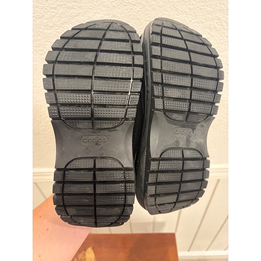 Crocs Mega Crush Clog Black Platform Lug Sole Shoes Womens Size 8 207988-001 - Picture 8 of 9